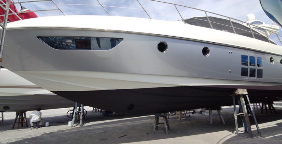 Azimut62-wrap2