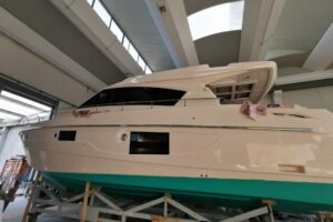 Cayman52-wrap3