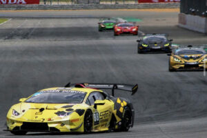 Lamborghini-racing-wrap